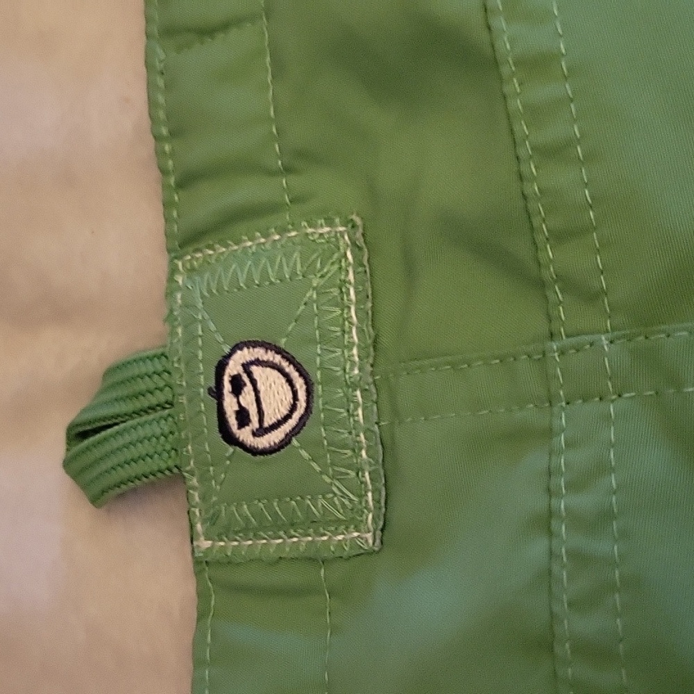 Women's Shorts By Life Is Good Ize Medium. - Picture 6 of 10